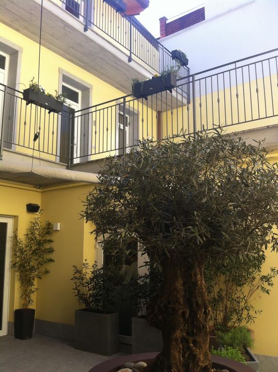 Bhl Boutique Rooms Legnano Exterior photo