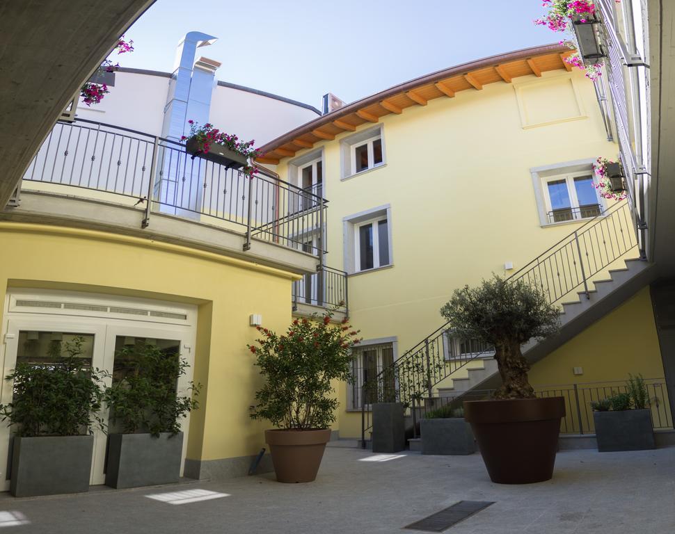 Bhl Boutique Rooms Legnano Exterior photo