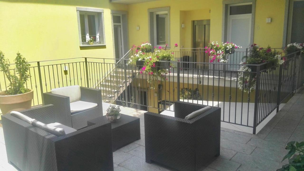 Bhl Boutique Rooms Legnano Exterior photo